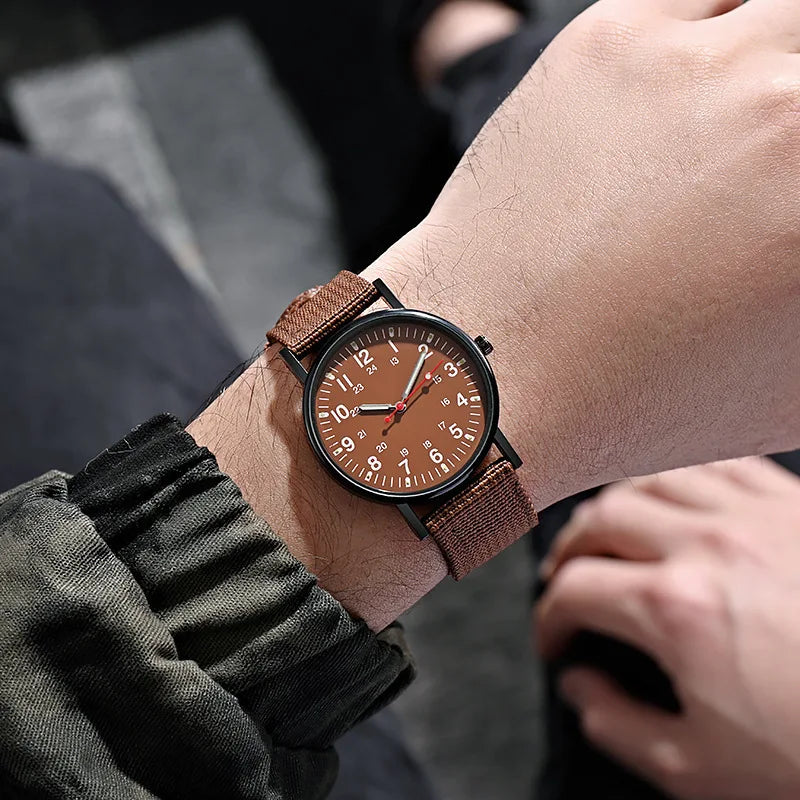 Men's sports watch